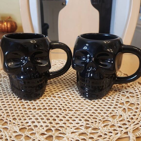 Royal Norfolk Halloween black skull mugs Set of 2 - Picture 1 of 5